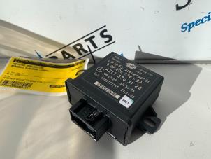 Used Computer lighting module Mercedes E (W211) 2.2 E-200 CDI 16V Price € 29,95 Margin scheme offered by Sterparts Mercedes specialist