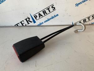 Used Rear seatbelt buckle, left Mercedes S (W140) 2.8 300 SE Price € 30,00 Margin scheme offered by Sterparts Mercedes specialist