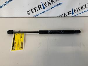 Used Rear gas strut, right Mercedes SLK (R170) 2.0 200 16V Price € 7,50 Margin scheme offered by Sterparts Mercedes specialist