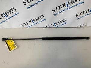 Used Rear gas strut, right Mercedes ML I (163) 2.7 270 CDI 20V Price € 12,50 Margin scheme offered by Sterparts Mercedes specialist
