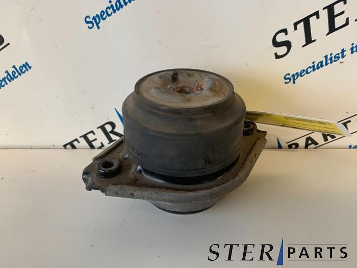 Gebrauchte Motorlager Mercedes R (W251) 3.5 350 V6 24V 4-Matic Preis € 40,00 Margenregelung angeboten von Sterparts Mercedes specialist
