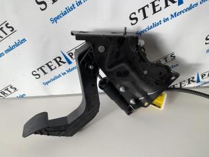 Used Clutch pedal Mercedes Sprinter 3,5t (906.73) 309 CDI 16V Price € 24,20 Inclusive VAT offered by Sterparts Mercedes specialist