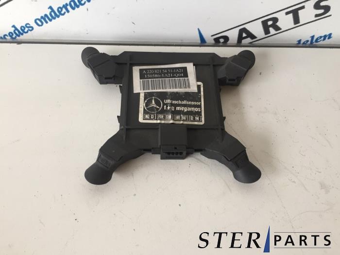 Begagnade Larmsensor Mercedes S (W220) 4.3 S-430 V8 24V Pris € 24,95 Marginaltabell erbjuds av Sterparts Mercedes specialist