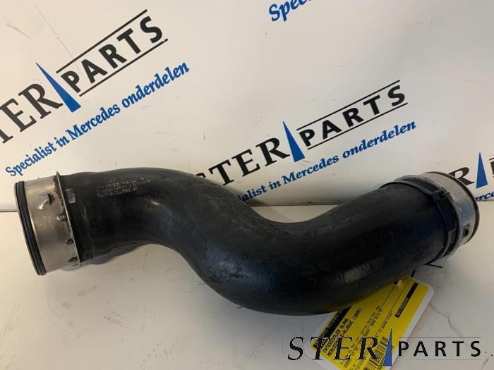 Gebrauchte Intercooler Schlauch Mercedes E (W211) 3.2 E-280 CDI 24V Preis € 19,95 Margenregelung angeboten von Sterparts Mercedes specialist