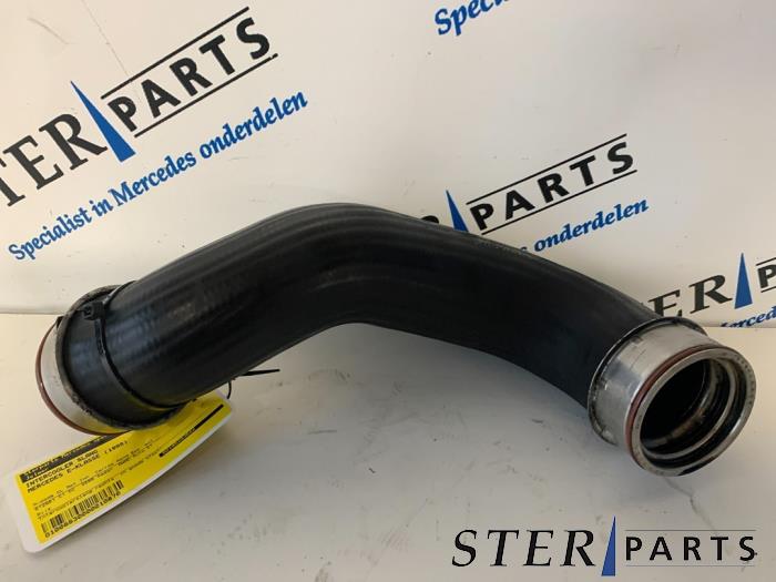 Gebrauchte Intercooler Schlauch Mercedes E (W210) 2.7 E-270 CDI 20V Preis € 15,00 Margenregelung angeboten von Sterparts Mercedes specialist