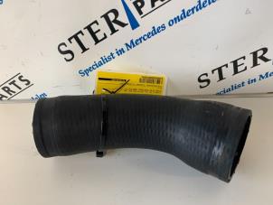 Used Intercooler hose Mercedes E (W210) 2.2 E-200 CDI 16V Price € 20,00 Margin scheme offered by Sterparts Mercedes specialist
