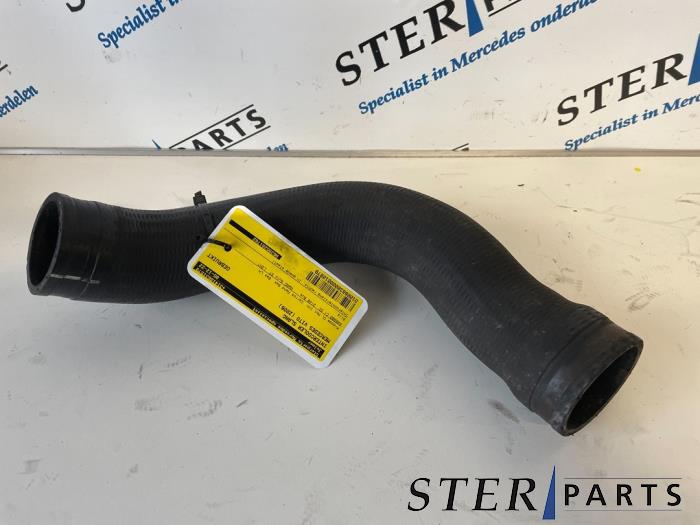 Gebrauchte Intercooler Schlauch Mercedes Vito (639.7) 2.2 115 CDI 16V Preis € 18,15 Mit Mehrwertsteuer angeboten von Sterparts Mercedes specialist