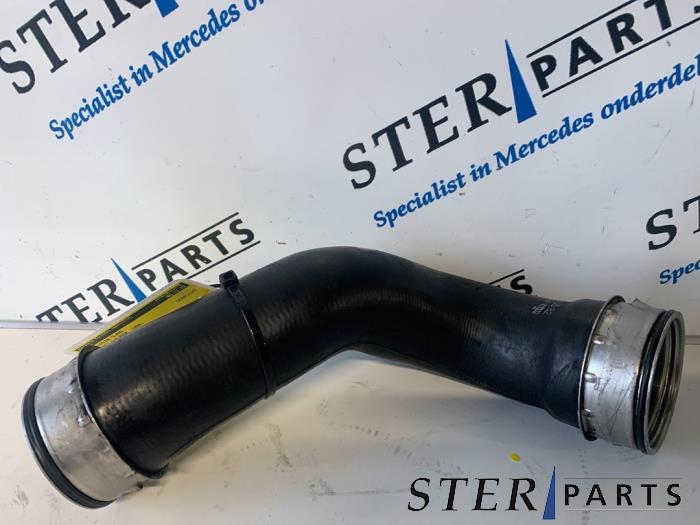 Gebrauchte Intercooler Schlauch Mercedes S (W220) 3.2 S-320 CDI 24V Preis € 15,00 Margenregelung angeboten von Sterparts Mercedes specialist