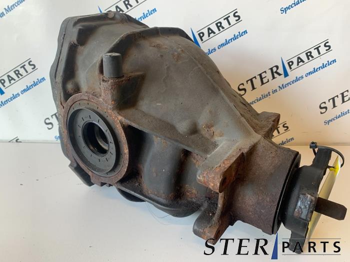 Gebrauchte Differential hinten Mercedes SL (R230) 5.0 SL-500 V8 24V Preis € 495,00 Margenregelung angeboten von Sterparts Mercedes specialist