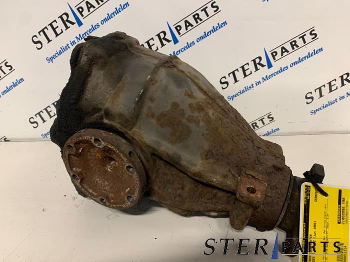 Gebrauchte Differential hinten Mercedes E (W210) 2.2 E-220 CDI 16V Preis € 125,00 Margenregelung angeboten von Sterparts Mercedes specialist