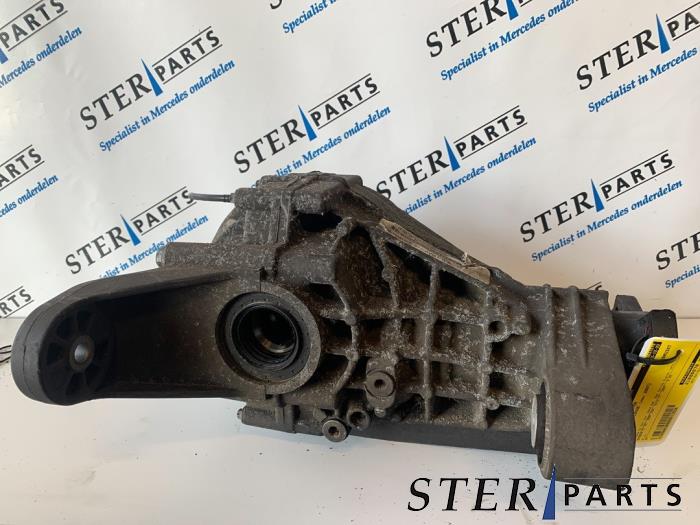 Gebrauchte Differential hinten Mercedes ML II (164/4JG) 3.0 ML-320 CDI 4-Matic V6 24V Preis € 149,95 Margenregelung angeboten von Sterparts Mercedes specialist