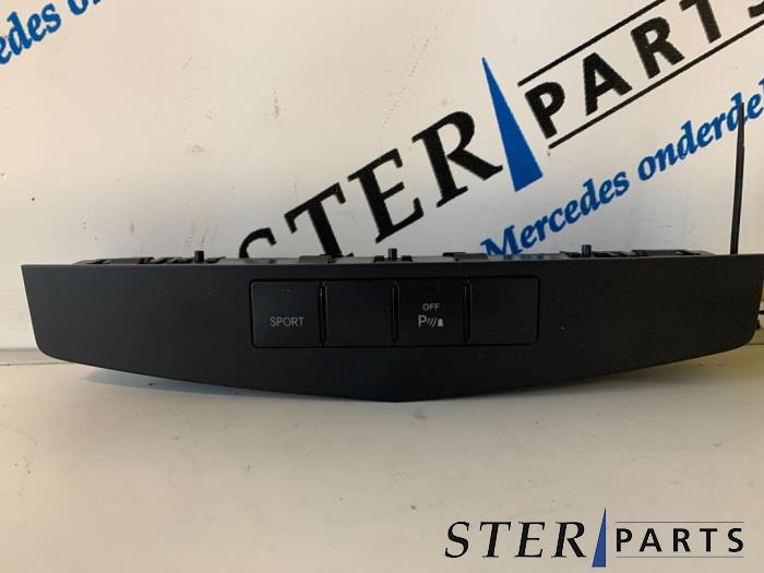 Begagnade PDC-panel Mercedes C (W204) 2.2 C-200 CDI 16V Pris € 39,95 Marginaltabell erbjuds av Sterparts Mercedes specialist