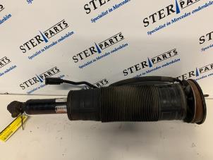 Used Front shock absorber, right Mercedes S (W221) 6.2 S-63 AMG V8 32V Price € 495,00 Margin scheme offered by Sterparts Mercedes specialist
