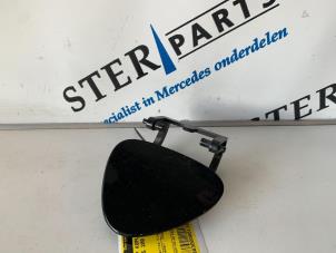 Used Cover cap headlight washer left Mercedes E (W211) 2.7 E-270 CDI 20V Price € 12,50 Margin scheme offered by Sterparts Mercedes specialist