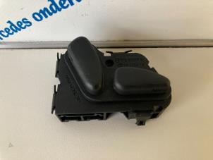 Used Electric seat switch Mercedes C (W203) 2.2 C-200 CDI 16V Price € 14,95 Margin scheme offered by Sterparts Mercedes specialist