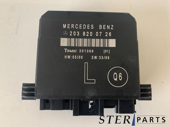 Używane Modul (rózne) Mercedes C Combi (S203) 3.0 C-280 V6 24V Cena € 25,00 Procedura marży oferowane przez Sterparts Mercedes specialist