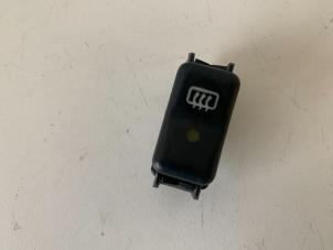 Used Rear window heating switch Mercedes E (W124) 2.0 200 E Price € 9,50 Margin scheme offered by Sterparts Mercedes specialist