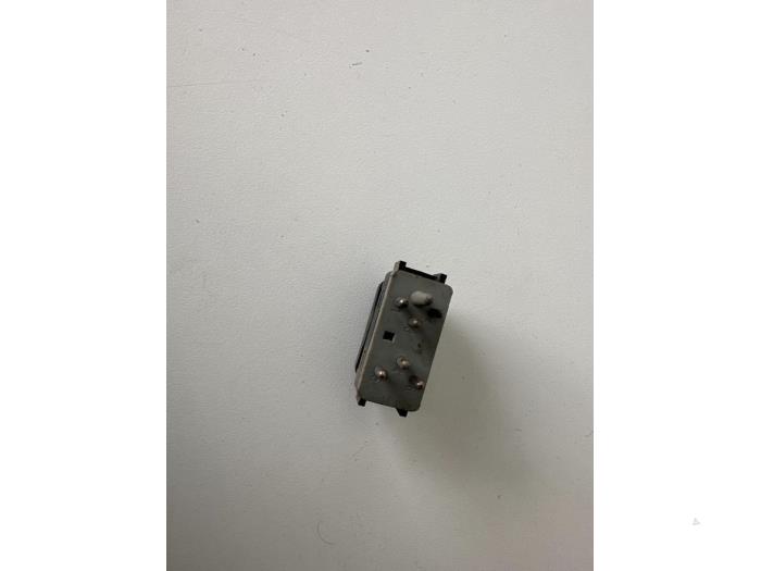 Seat heating switch from a Mercedes-Benz SL (R129) 3.0 300 SL 24V 1991