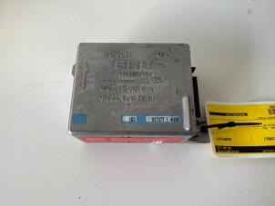 Begagnade Airbagmodul Mercedes E (W124) 2.3 230 E Pris € 29,95 Marginaltabell erbjuds av Sterparts Mercedes specialist