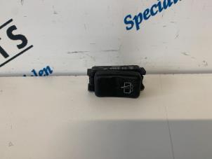 Used Wiper switch Mercedes E Combi diesel (S124) 2.0 200 TD Price € 7,50 Margin scheme offered by Sterparts Mercedes specialist