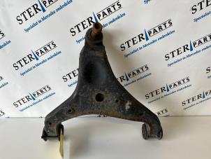 Usados Brazo portante derecha delante Mercedes Sprinter 3,5t (906.73) 310 CDI 16V Precio € 48,34 IVA incluido ofrecido por Sterparts Mercedes specialist