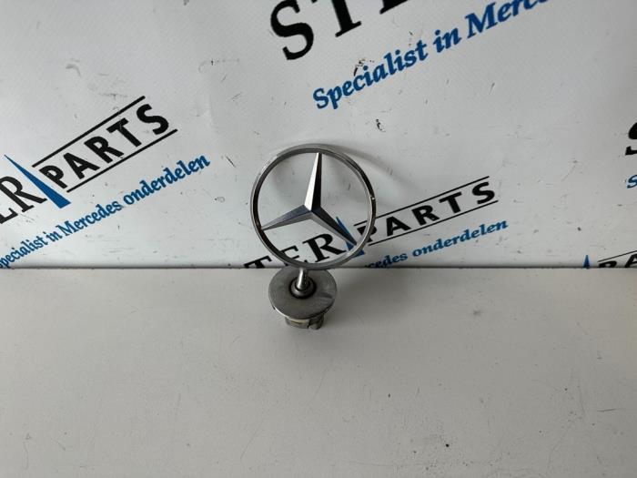 Emblemat z Mercedes-Benz S (W222/V222/X222) 3.0 S-320L 24V 2014