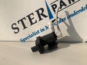Used Vacuum valve Mercedes C (W203) 2.2 C-200 CDI 16V Price € 9,95 Margin scheme offered by Sterparts Mercedes specialist