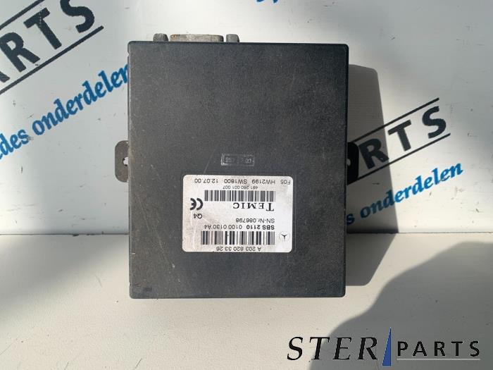 Używane Modul (rózne) Mercedes C (W203) 2.2 C-200 CDI 16V Cena € 49,50 Procedura marży oferowane przez Sterparts Mercedes specialist