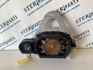Used Speaker Mercedes E (C207) E-350 CDI V6 24V Price € 75,00 Margin scheme offered by Sterparts Mercedes specialist