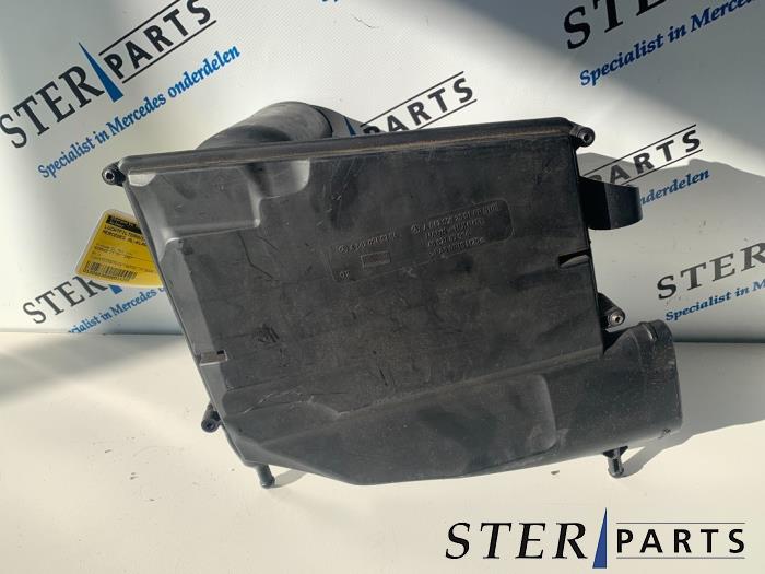 Begagnade Luftfilterhus Mercedes ML II (164/4JG) 3.0 ML-280 CDI 4-Matic V6 24V Pris € 19,95 Marginaltabell erbjuds av Sterparts Mercedes specialist