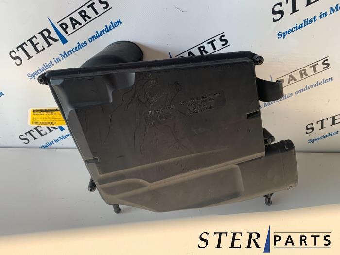 Begagnade Luftfilterhus Mercedes S (W221) 3.0 S-320 CDI 24V Pris € 19,95 Marginaltabell erbjuds av Sterparts Mercedes specialist