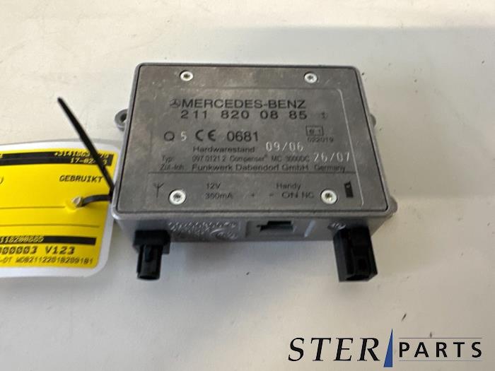 Begagnade Telefonmodul Mercedes E Combi (S211) 3.0 E-280 CDI V6 24V Pris € 19,50 Marginaltabell erbjuds av Sterparts Mercedes specialist