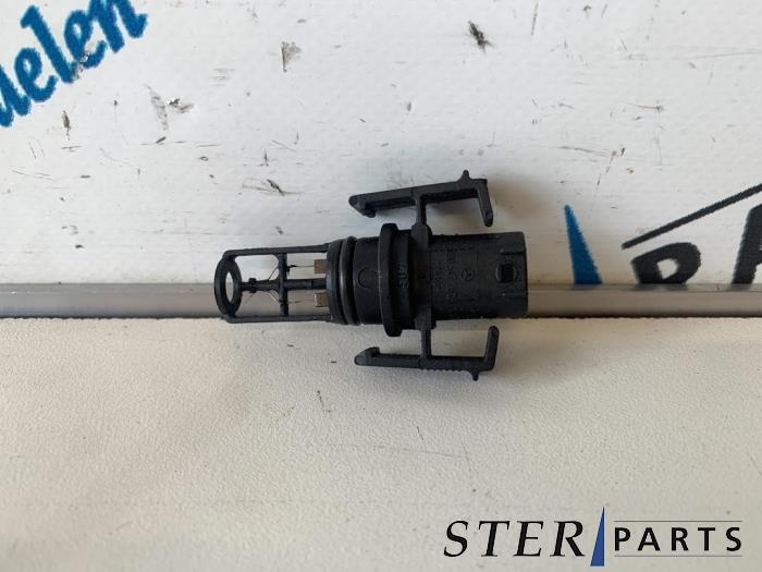 Used Engine temperature sensor Mercedes C (W202) 1.8 C-180 16V Price € 7,50 Margin scheme offered by Sterparts Mercedes specialist