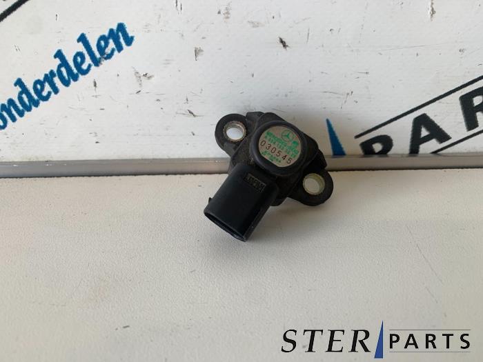 Begagnade MAP-sensor (insugsrör) Mercedes S (W221) 5.5 S-600 L 36V Twin Turbo Pris € 9,50 Marginaltabell erbjuds av Sterparts Mercedes specialist