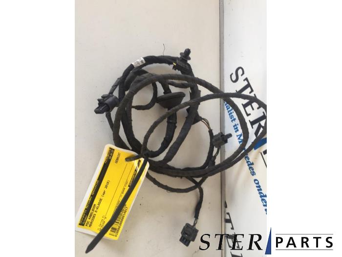 Gebrauchte Pdc Kabelbaum Mercedes E (C207) E-350 CDI V6 24V Preis € 14,95 Margenregelung angeboten von Sterparts Mercedes specialist
