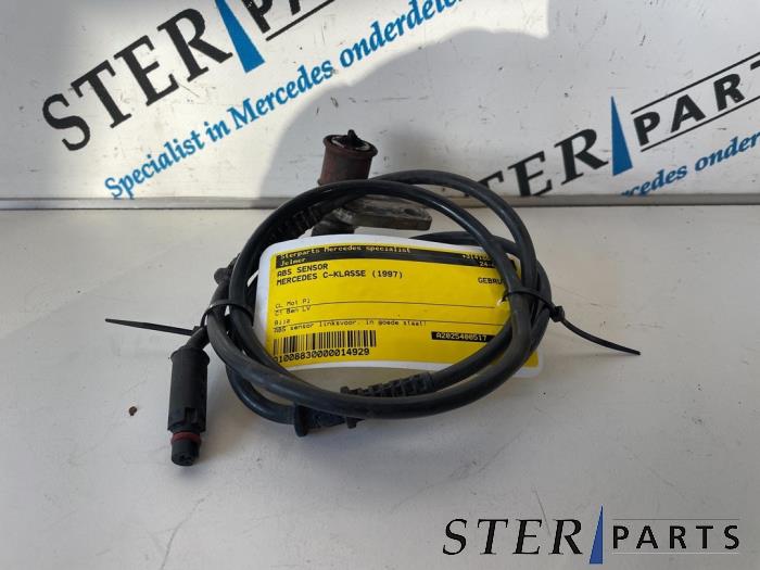 Używane Czujnik ABS Mercedes C (W202) 1.8 C-180 16V Cena € 24,95 Procedura marży oferowane przez Sterparts Mercedes specialist