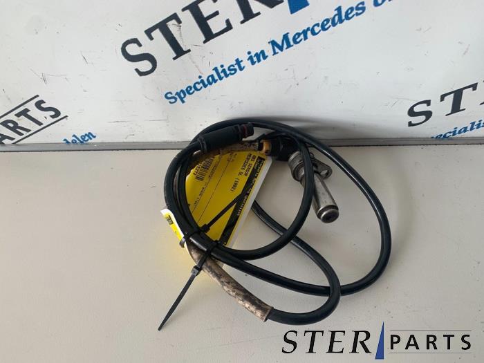 Begagnade ABS-sensor Mercedes SL (R129) 3.0 300 SL Pris € 45,00 Marginaltabell erbjuds av Sterparts Mercedes specialist