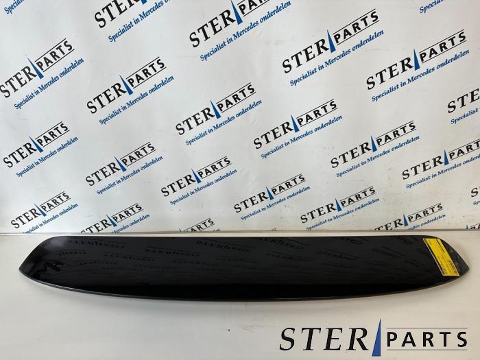 Begagnade Spoiler, baklucka Mercedes E Combi (S211) 3.2 E-280 CDI 24V Pris € 60,00 Marginaltabell erbjuds av Sterparts Mercedes specialist