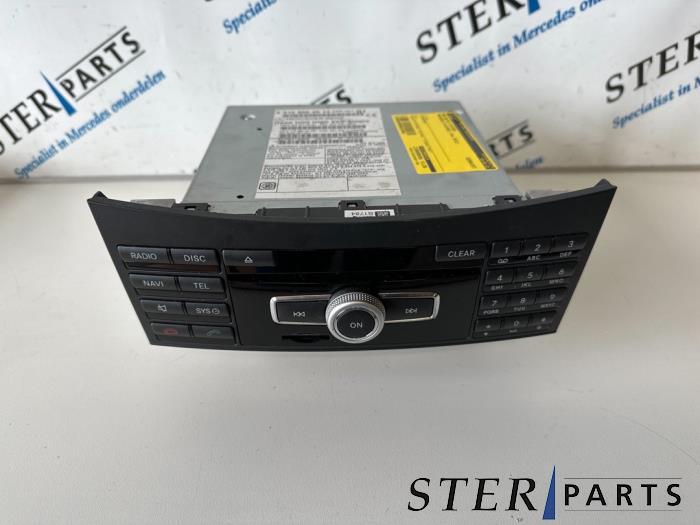 Używane System nawigacji Mercedes E (W212) E-350 CDI BlueEfficiency 3.0 V6 24V Cena € 395,00 Procedura marży oferowane przez Sterparts Mercedes specialist