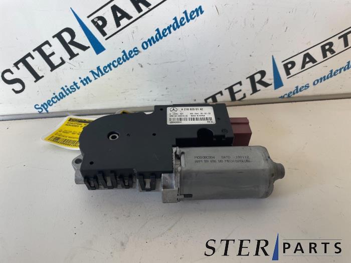 Używane Silnik szyberdachu Mercedes E (W212) E-350 CDI BlueEfficiency 3.0 V6 24V Cena € 24,95 Procedura marży oferowane przez Sterparts Mercedes specialist
