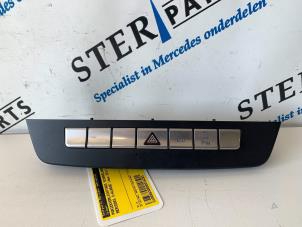 Used Panic lighting switch Mercedes C (W204) 2.2 C-200 CDI 16V BlueEFFICIENCY Price € 34,95 Margin scheme offered by Sterparts Mercedes specialist