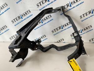 Used Headlight frame, left Mercedes C (W204) 2.2 C-180 CDI 16V BlueEFFICIENCY Price € 30,00 Margin scheme offered by Sterparts Mercedes specialist