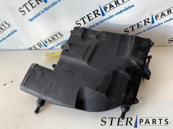 Begagnade Luftfilterhus Mercedes S (W221) 3.0 S-320 CDI 24V Pris € 14,95 Marginaltabell erbjuds av Sterparts Mercedes specialist