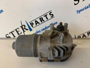 Used Front wiper motor Mercedes S (W221) 3.0 S-320 CDI 24V Price € 35,00 Margin scheme offered by Sterparts Mercedes specialist