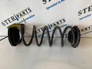 Begagnade Bakre spolfjäder Mercedes A (W169) 1.5 A-150 Pris € 19,95 Marginaltabell erbjuds av Sterparts Mercedes specialist