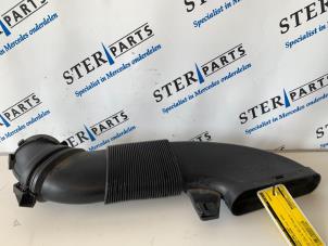 Used Air intake hose Mercedes C Estate (S205) C-220 CDI BlueTEC, C-220 d 2.2 16V Price € 29,95 Margin scheme offered by Sterparts Mercedes specialist