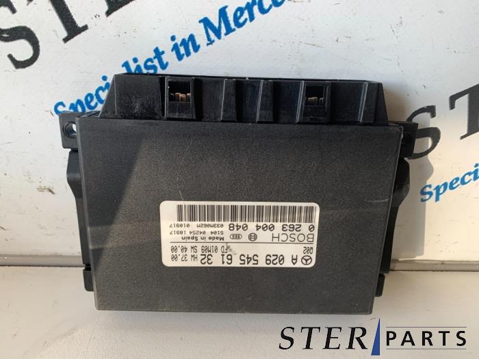 Usados Módulo PDC Mercedes S (W220) 3.2 S-320 CDI Precio € 34,95 Norma de margen ofrecido por Sterparts Mercedes specialist