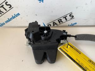 Used Tailgate lock mechanism Mercedes E (W212) E-220 CDI 16V BlueEfficiency,BlueTEC Price € 45,00 Margin scheme offered by Sterparts Mercedes specialist