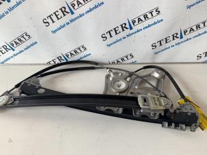 Used Window mechanism 4-door, front right Mercedes S (W220) 3.2 S-320 CDI 24V Price € 29,95 Margin scheme offered by Sterparts Mercedes specialist