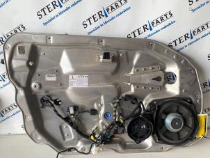 Used Window mechanism 4-door, front left Mercedes S (W221) 3.0 S-320 CDI 24V 4-Matic Price € 75,00 Margin scheme offered by Sterparts Mercedes specialist